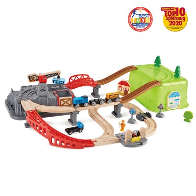 ENSEMBLE TRAIN DE BOIS DANS UN SEAU